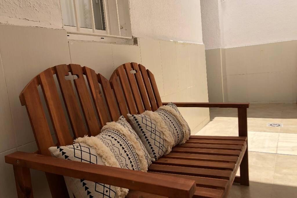 Апартаменты M1 Cool Loft 1 Min Walk To Metro 15 Min Center By Metro Эсплугес-де-Льобрегат Экстерьер фото