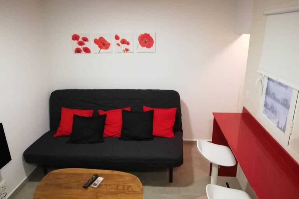 Апартаменты M1 Cool Loft 1 Min Walk To Metro 15 Min Center By Metro Эсплугес-де-Льобрегат Экстерьер фото